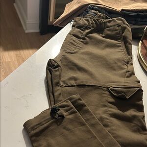 Zara Olive Cargo Pants for Men